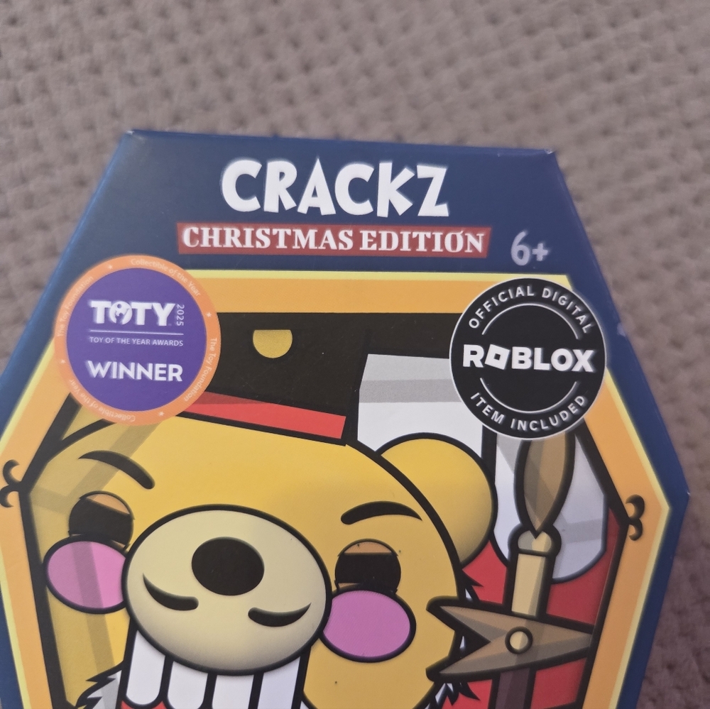 NEW 2025 Christmas Deddy Bears Crackz 5" Plush Official Digital Roblox Included - Picture 7 of 12
